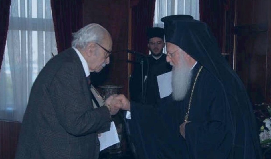 Ο Οικουμενικός Πατριάρχης απονέμει το Οφίκιο του Μεγάλου Δασκάλου του Γένους